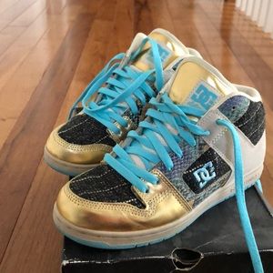DC 8.5 high top sneakers, worn only twice.